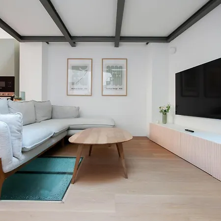 Cozy And Elegant Design Loft Apartment