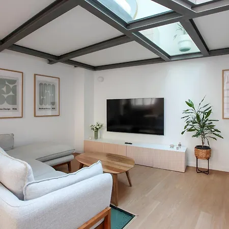 Cozy And Elegant Design Loft Milan